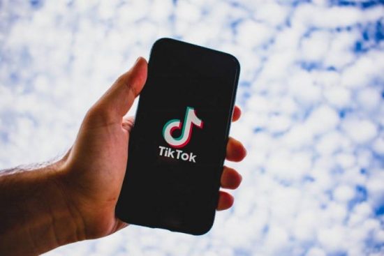 Kolaborasi Dengan Tiktokers Lain