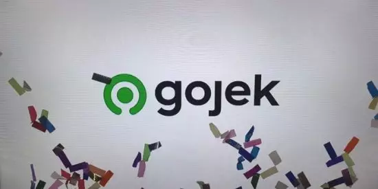 Call Center Gojek, Costumer Go-jek dan Twitter Go-jek untuk Mengajukan Keluhan